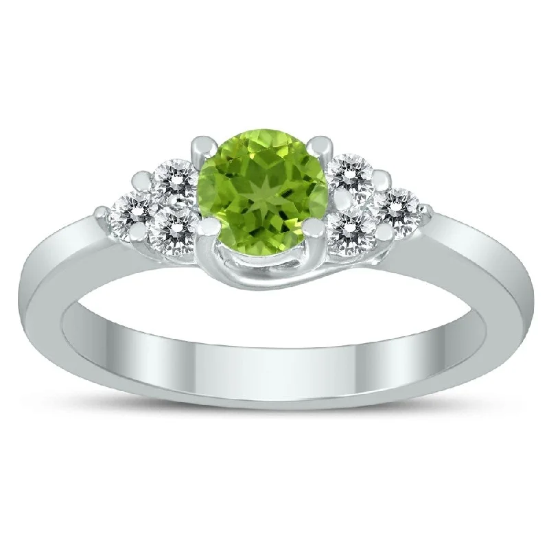 5MM Peridot and Diamond Cynthia Ring in 10K White Gold