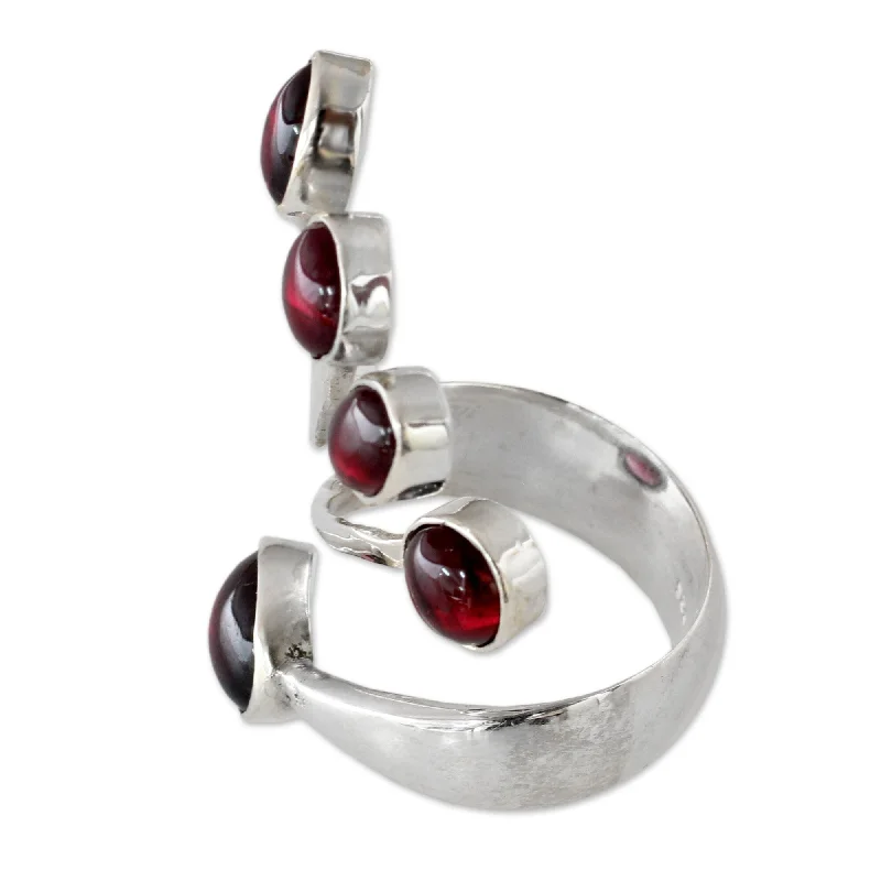 Handmade Wings Garnet Sterling Silver Ring (India)