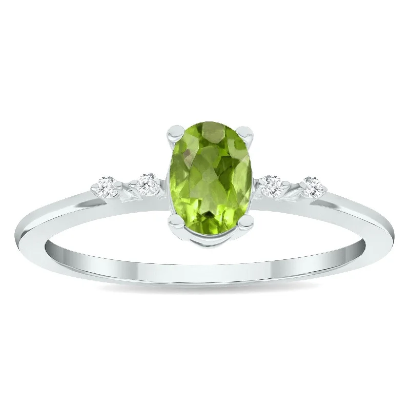 Women's Peridot and Diamond Sparkle Ring in 10K White Gold