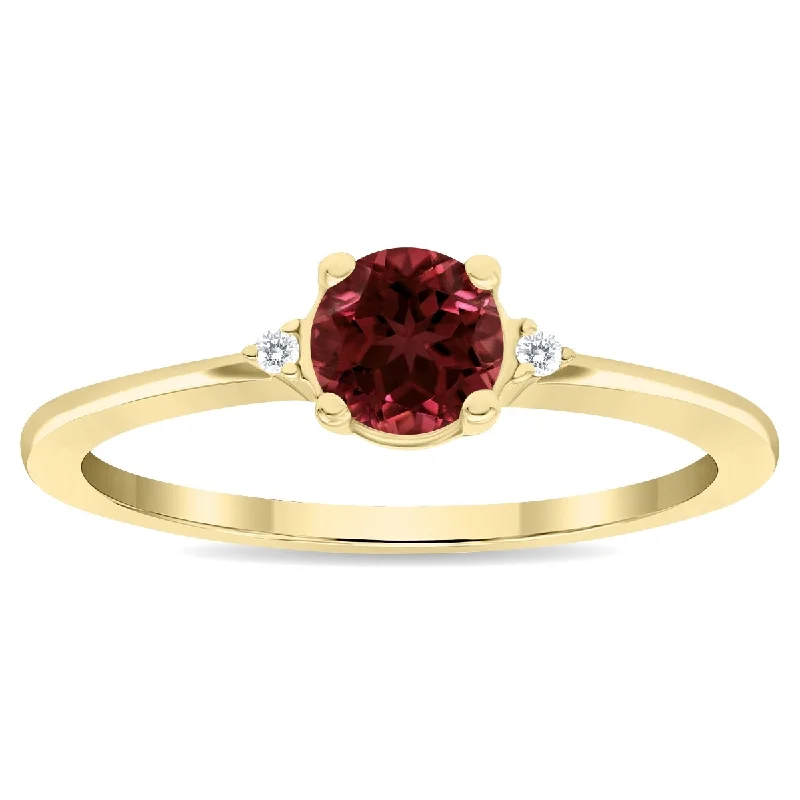 Women's Round Shaped Garnet and Diamond Classic Band in 10K Yellow Gold