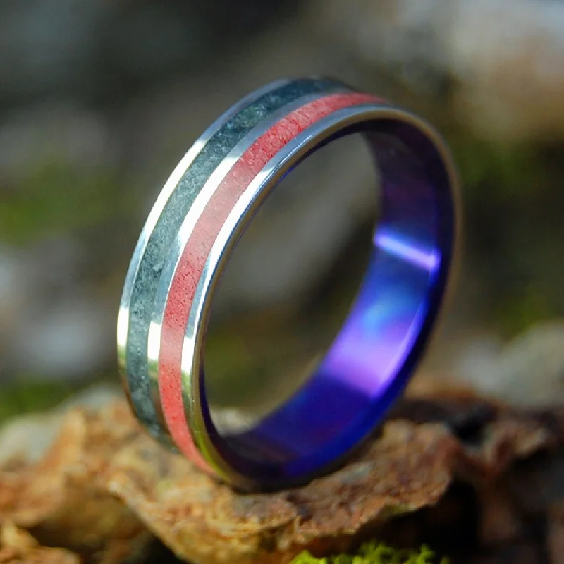 1973 Icelandic Volcanic Eruption | Men's 1973 Icelandic Lava, Red Box Elder & Titanium Wedding Ring