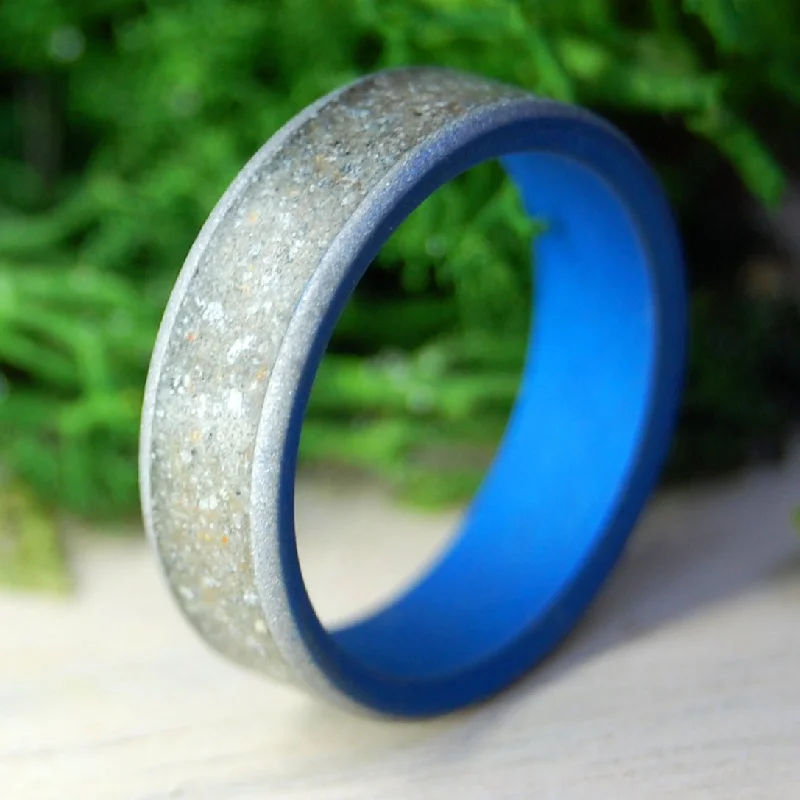 All The Beaches | Men's Beach Sand & Titanium Wedding Ring