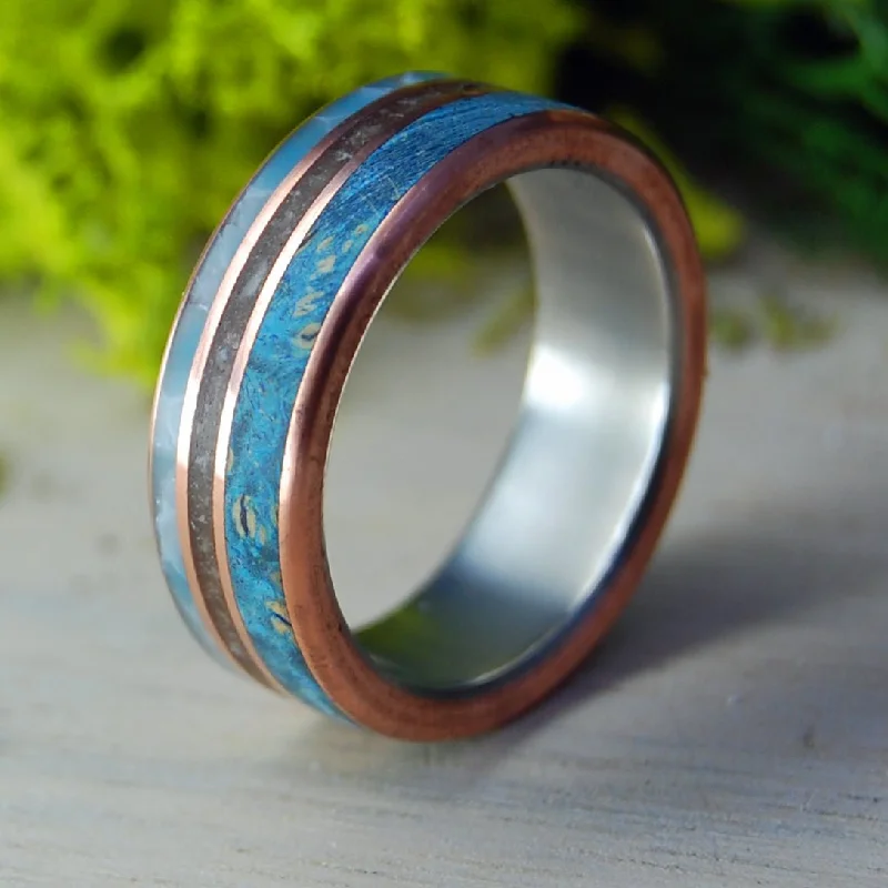 Bear Claw | Men's Blue Maple, Bear Claw, Larimar Stone & Titanium Wedding Ring