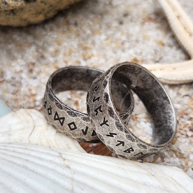 RUNES OXIDISED NORDIC VIKING - WATERPROOF SILVER RING