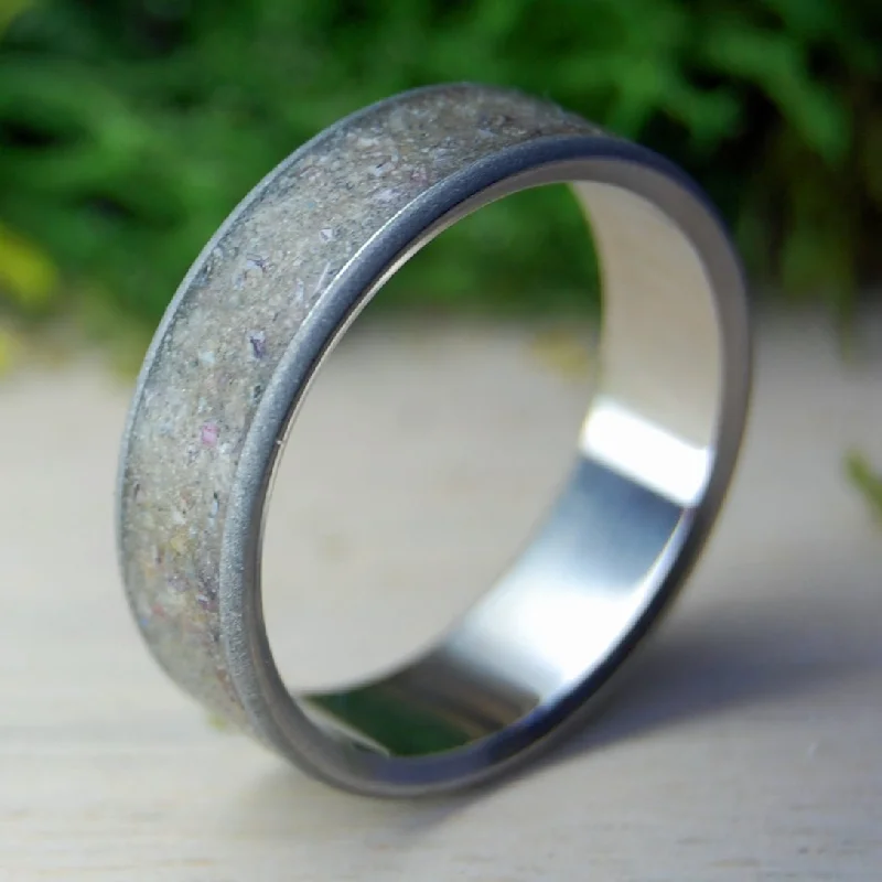 Costa Rica Manuel Antonio Beach Ii | Men's Costa Rica Beach Sand & Titanium Wedding Ring