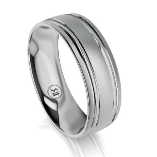 Dual Edge Grooved Platinum Wedding Ring