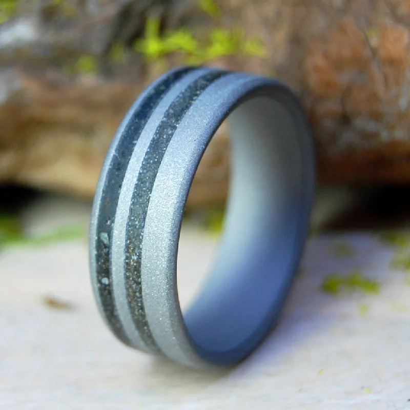 Iceland To Oregon | Men's Beach Sand, Icelandic Lava & Titanium Wedding Ring