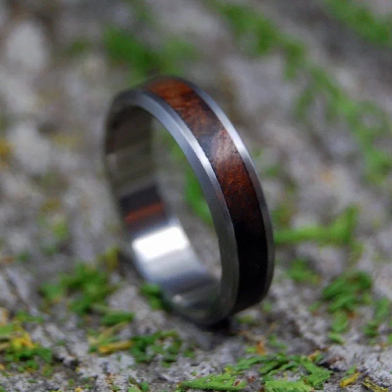 Walnut Wedding Ring | Men's Walnut Wood Wedding Ring