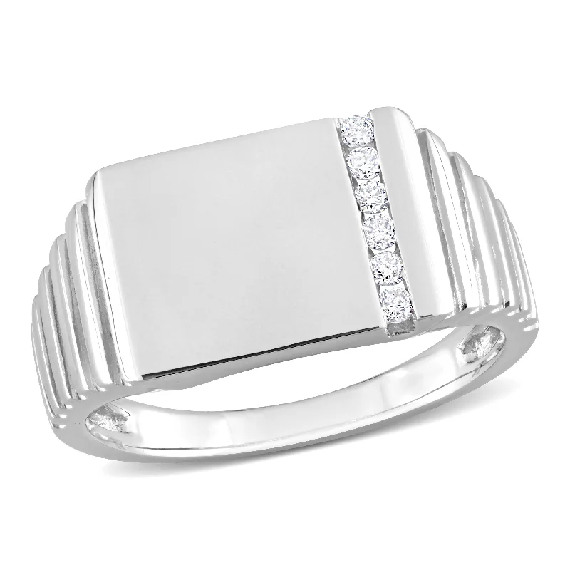 Miadora 1/10 CT TW Diamond Mens Signet Ring in 10k White Gold