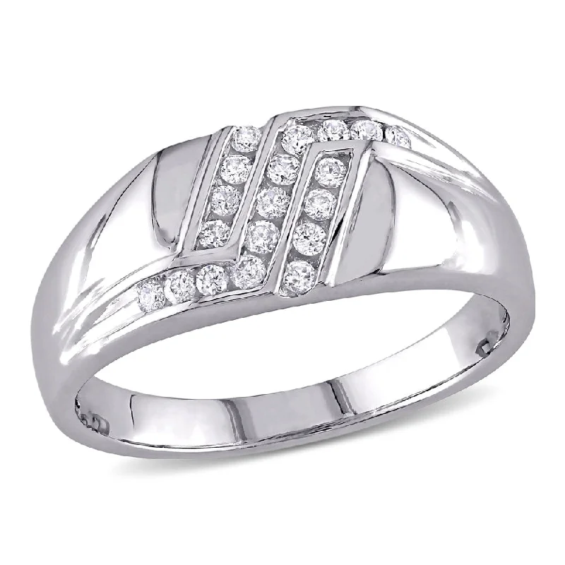 Miadora 10k White Gold Men's 1/4ct TDW Diamond Wedding Band Ring