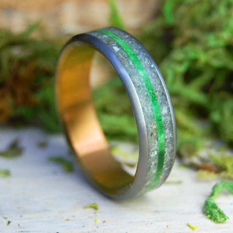 North Shore Sea Glass | Men's Beach Sand, Sea Glass & Titanium Wedding Ring