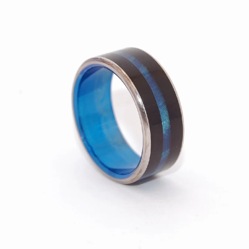 Onyx Stone Blue | Men's Onyx Stone, Opalescent Resin & Titanium Wedding Ring