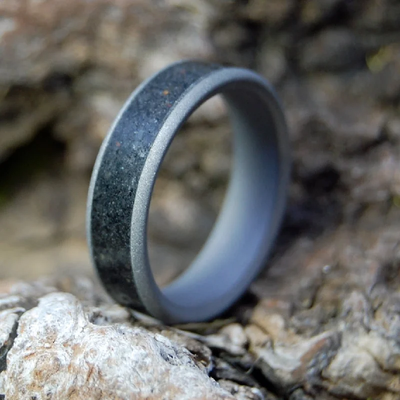 Sandblasted Icelandic Lava | Men's Icelandic Lava & Titanium Wedding Ring