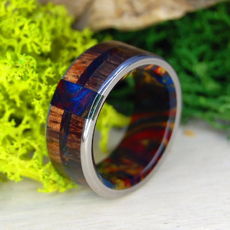 Vegas Nights | Men's Lava Burst Resin, Koa Wood & Titanium Wedding Ring