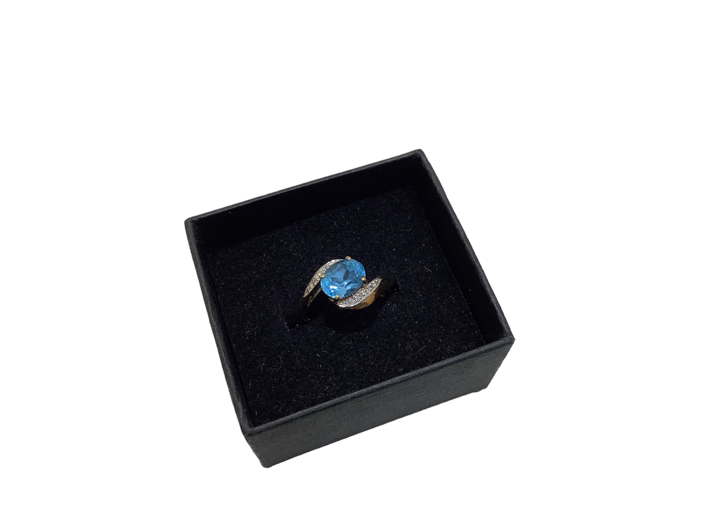 *** Christmas Deal *** yellow gold Blue topaz and c.z ring