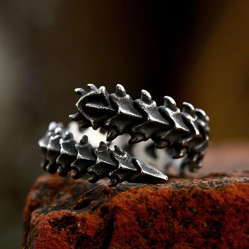 Centipede Stainless Steel Gothic Vertebrae Ring