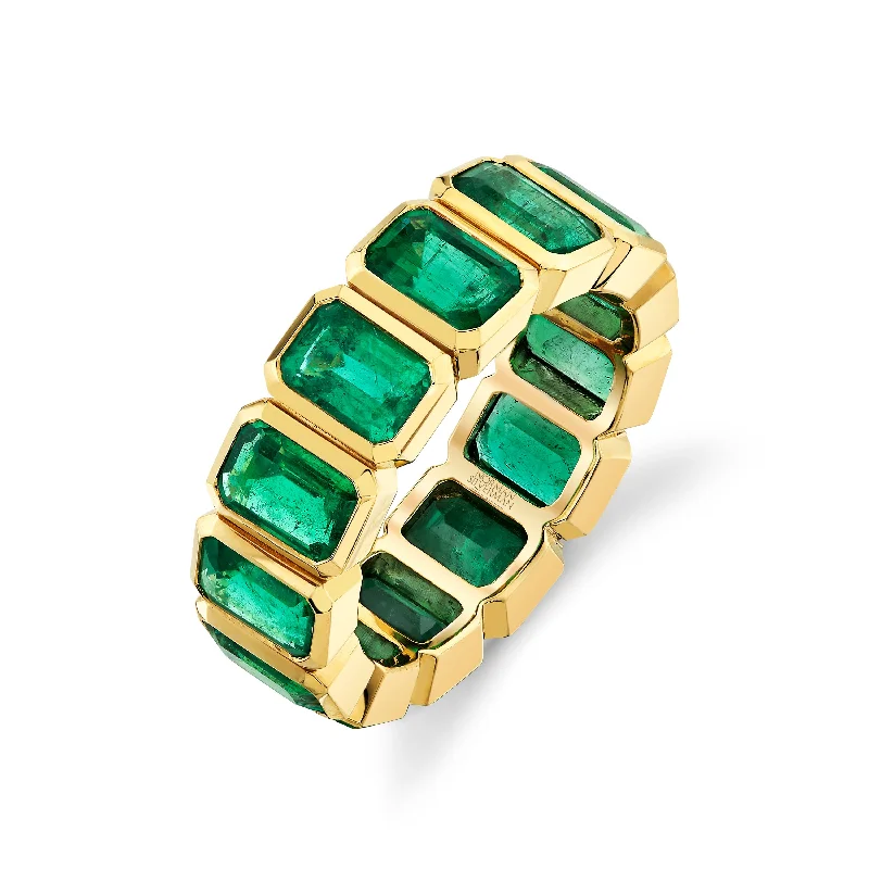 Green Emerald 18k Yellow Gold Eternity Band