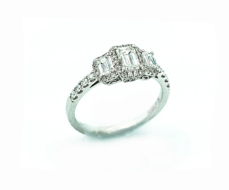 Montalvo Diamonds - One Lady's Diamond Engagement Ring in 14kt White Gold