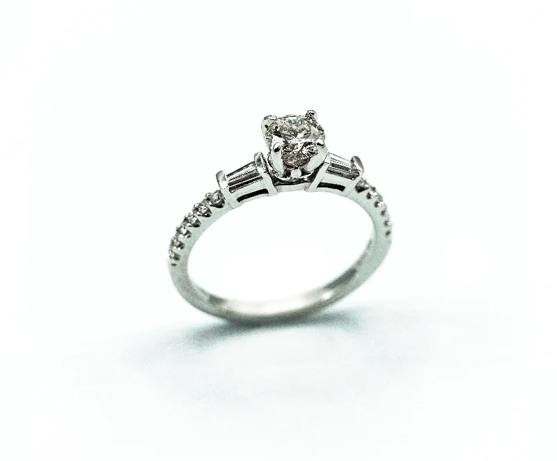 Montalvo Diamonds - Round Brilliant Cut in 14k White Gold